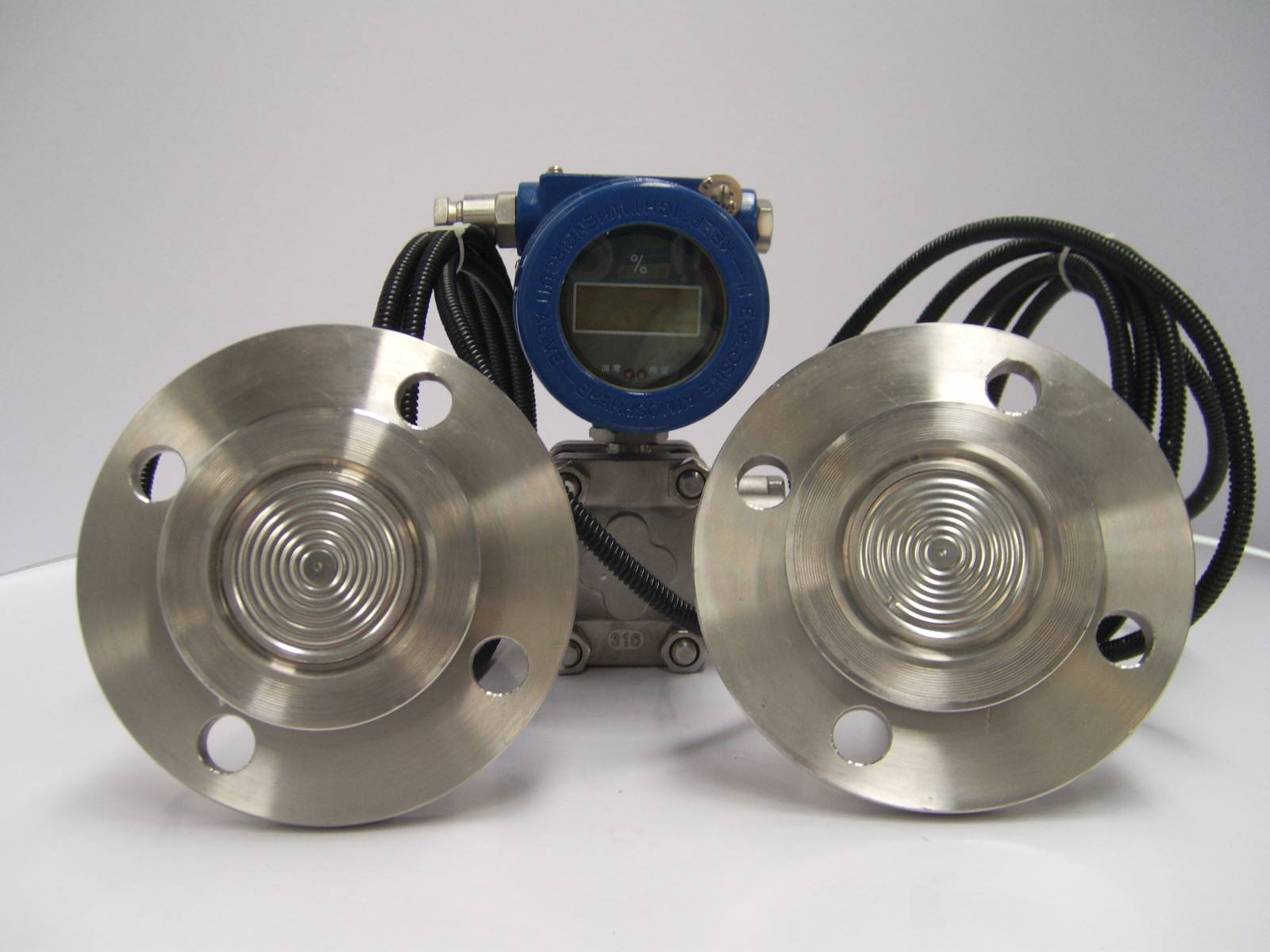 210A��220A������װʽ��ѹ������